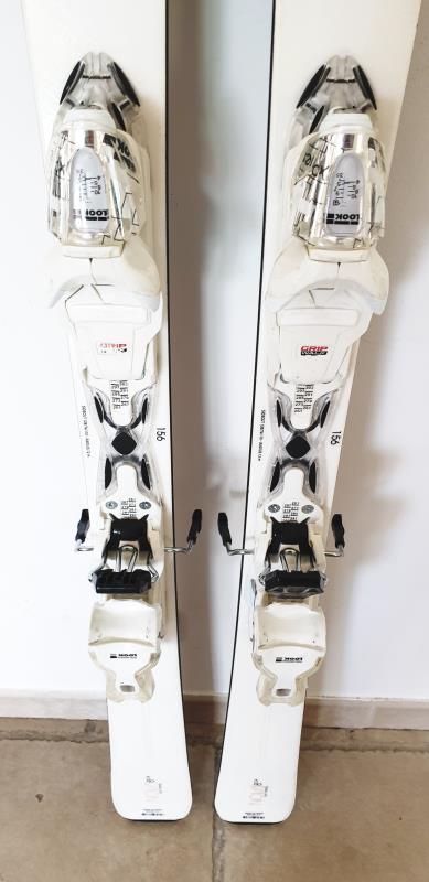 SKI D'OCCASION FEMME ROSSIGNOL NOVA 8 CA + FIXATION TEST 2020