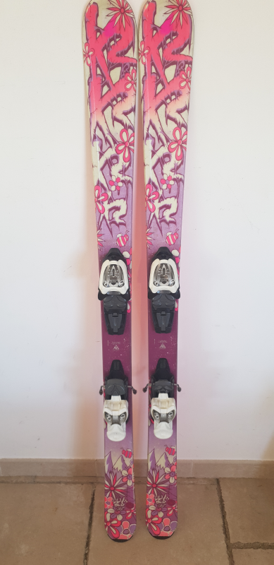 SKI D'OCCASION JUNIOR K2 LUV BUG ROSE FIXATION MARKER