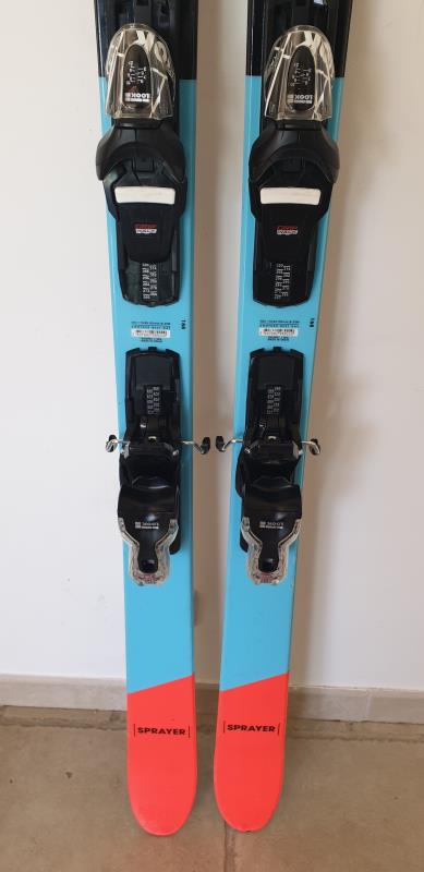SKI D'OCCASION FREESTYLE ROSSIGNOL SPRAYER + FIXATION TEST 2020