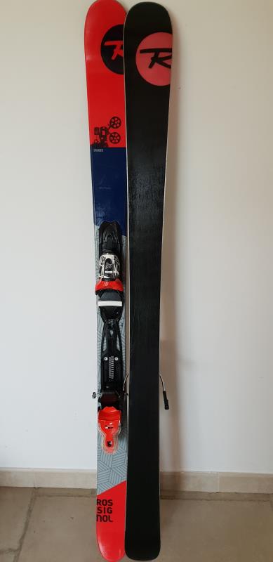 SKI D'OCCASION JUNIOR FREESTYLE ROSSIGNOL SPRAYER  2018
